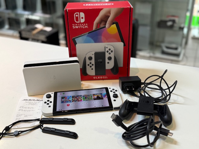 Nintendo Switch OLED, Mit Verpackung | Dockingstation | Ladegerät | HDMI | Rechnung von Mediamarkt | Zustand: Sehr Gut | Farbe: weiss
