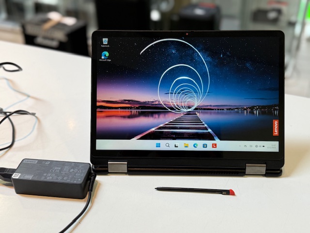 Lenovo 13w Yoga Gen 2, Ryzen 5 7530U, 16GB Ram , 512GB SSD | Windows 11 | mit Ladegerät | Zustand: Sehr Gut
