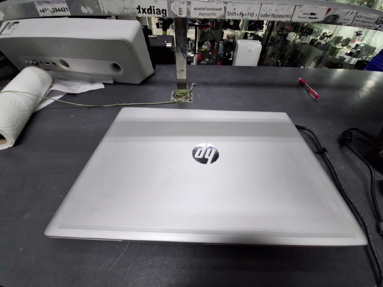 HP ProBook 450 G6 i5 8GB/256GB Win11, Gebraucht, 15.6 Zoll, i5-8265U, SSD, Display mit Fleck. | Zustand: Gut – Bild 4