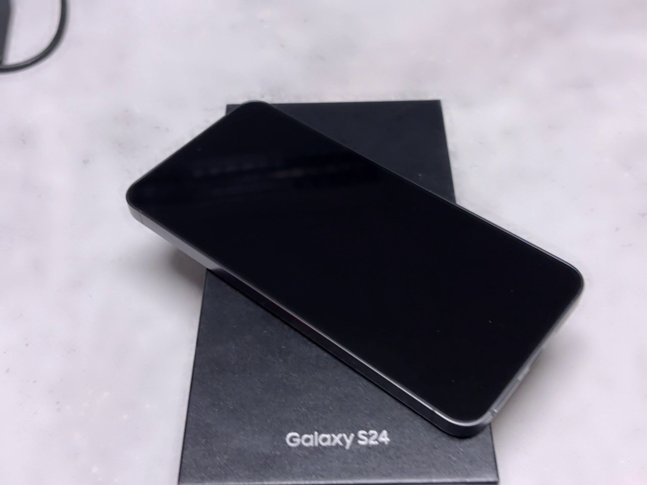 Samsung Galaxy S24 128GB, 8GB RAM, 6.2 Zoll Display, 50MP Kamera, 5G, OVP. | SimLock: Frei | Zustand: Sehr Gut | Farbe: schwarz | Akku: Sehr Gut – Bild 2