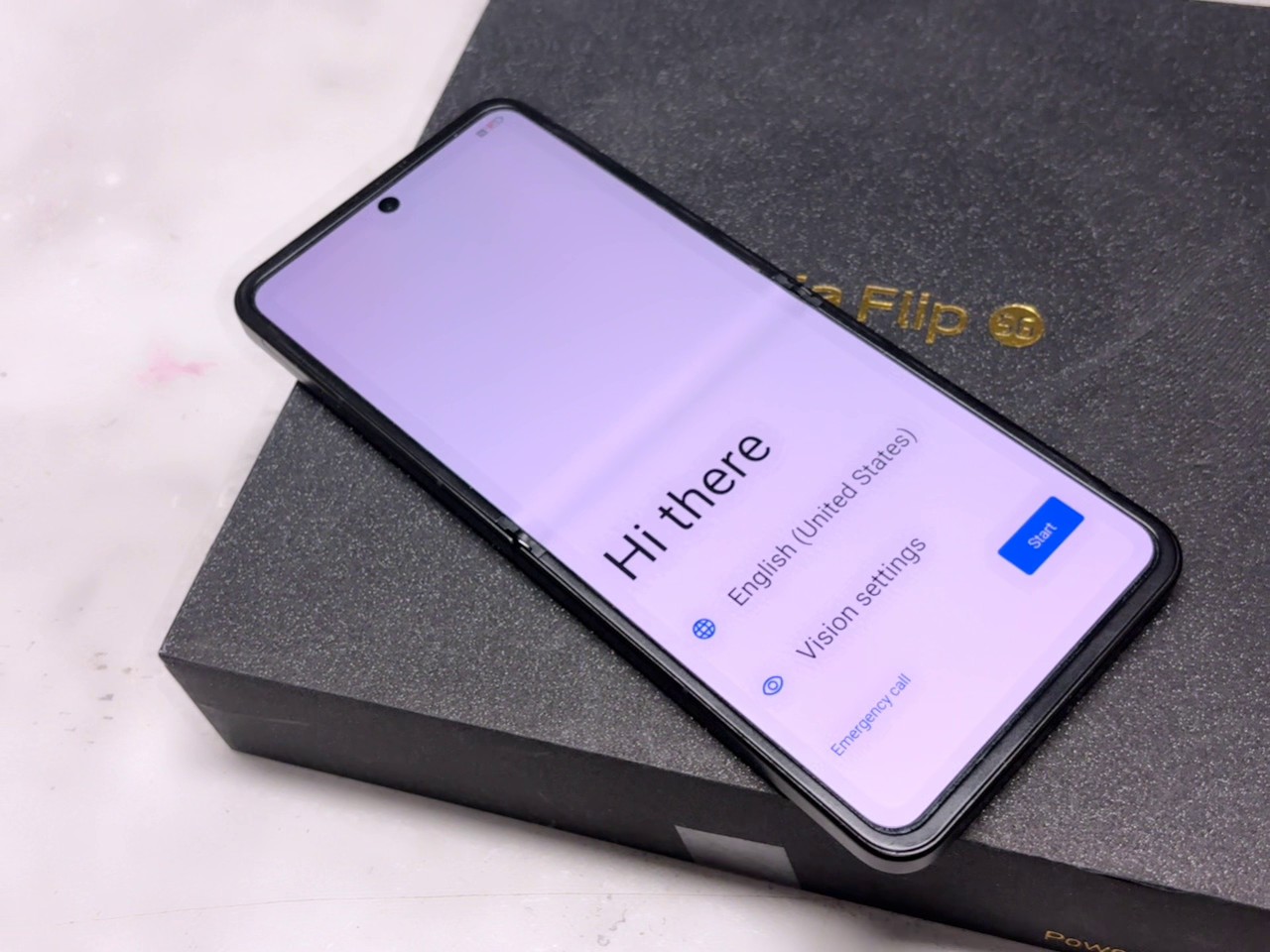 Nubia Flip 5G 256GB , ovp display hat kratze | hinten kamera hat kratze . | SimLock: Frei | Zustand: Sehr Gut | Farbe: schwarz | Akku: Sehr Gut – Bild 2