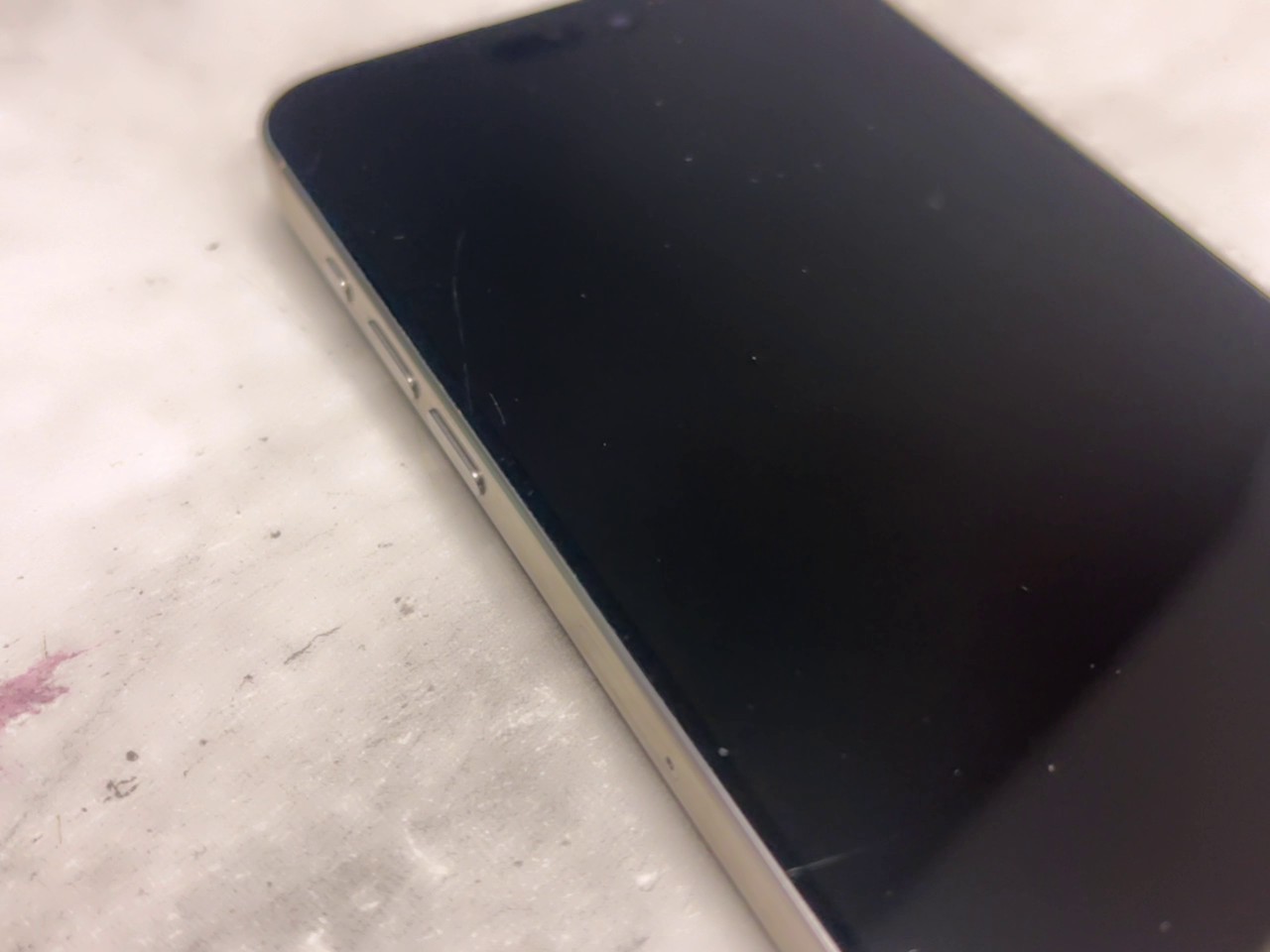 iPhone 15 Pro Max 256GB, A17 Pro Chip, 6,7 | SimLock: Frei | Zustand: Gut | Farbe: silber | Akku: 83% – Bild 5