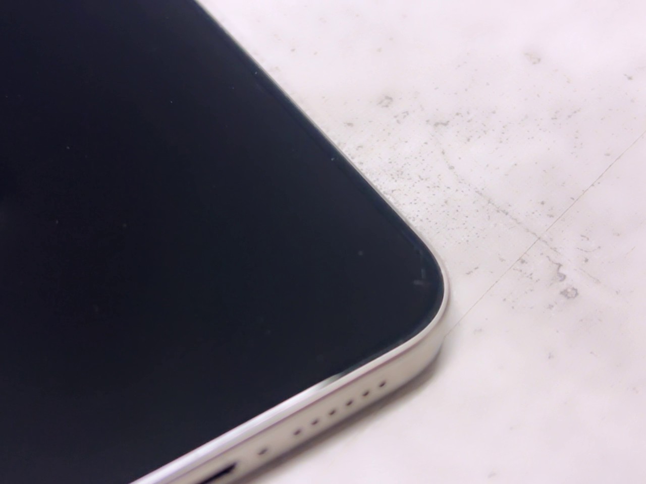 iPhone 15 Pro Max 256GB, A17 Pro Chip, 6,7 | SimLock: Frei | Zustand: Gut | Farbe: silber | Akku: 83% – Bild 6