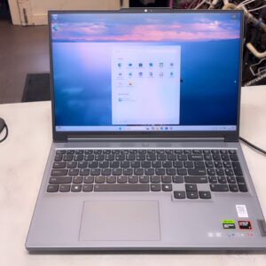 Lenovo Legion Slim 5 16AHP9 Grau, Ryzen 7 8845HS, 32GB RAM, 1TB SSD, RTX 4070 8GB, 16 Zoll. Mfg Date: 2024 | 07. | Zustand: Sehr Gut