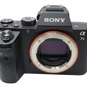 Sony Alpha 7 II schwarz, Mit Objektiv FE 3.5-5.6 | 28-70 OSS, OVP, 3 Akkus, Ladegerät, 47678 Auslösungen. | Zustand: Sehr Gut
