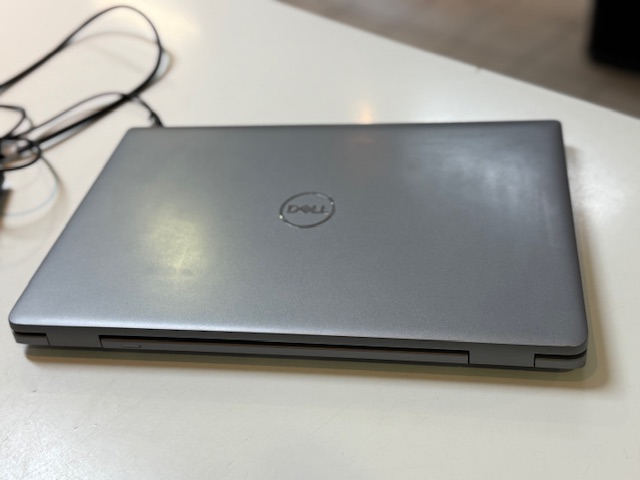 Dell Latitude 5550, Intel Core Ultra 7 165U, 64GB RAM, 512GB SSD, Win 11 Pro, inkl. Ladegerät | Zustand: Sehr Gut – Bild 3