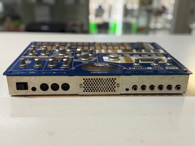 Korg Electribe EMX-1SD Blau, Röhren-Synthesizer | Groovebox mit Netzteil. | Zustand: Gut – Bild 2