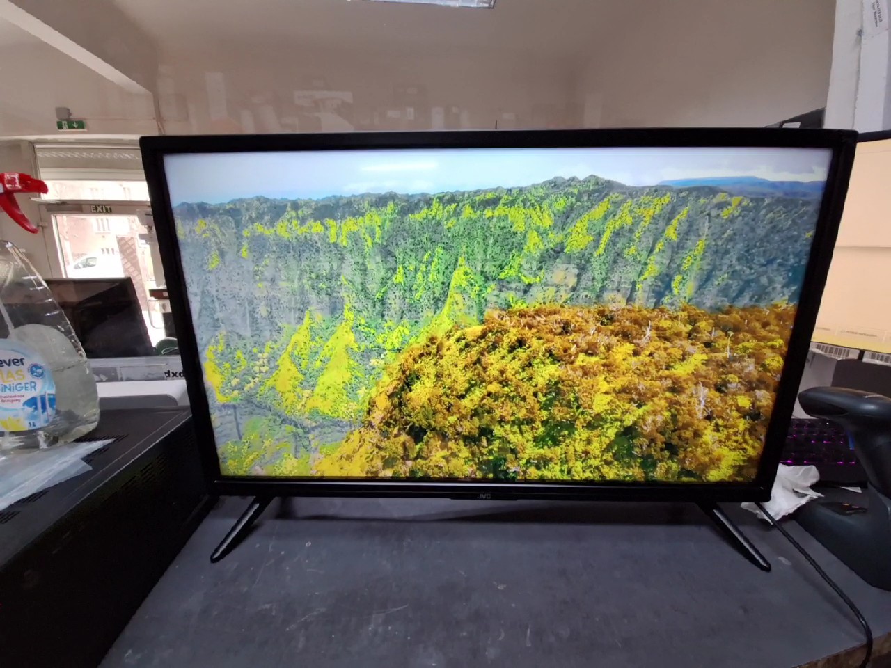 JVC LT-32VAF3255 32 Zoll Smart TV, HD-Ready, Smart TV powered by TiVo, HDR10, Triple-Tuner, inkl. Fernbedienung. | Zustand: Sehr Gut – Bild 2