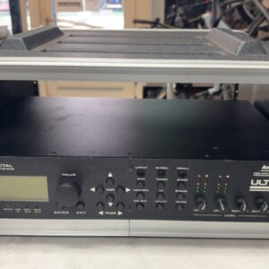 Fractal Audio Axe-FX Ultra, Gitarren- und Effektprozessor inkl. Koffer. Erste Generation, wurde 2011 eingestellt. | Zustand: Gut