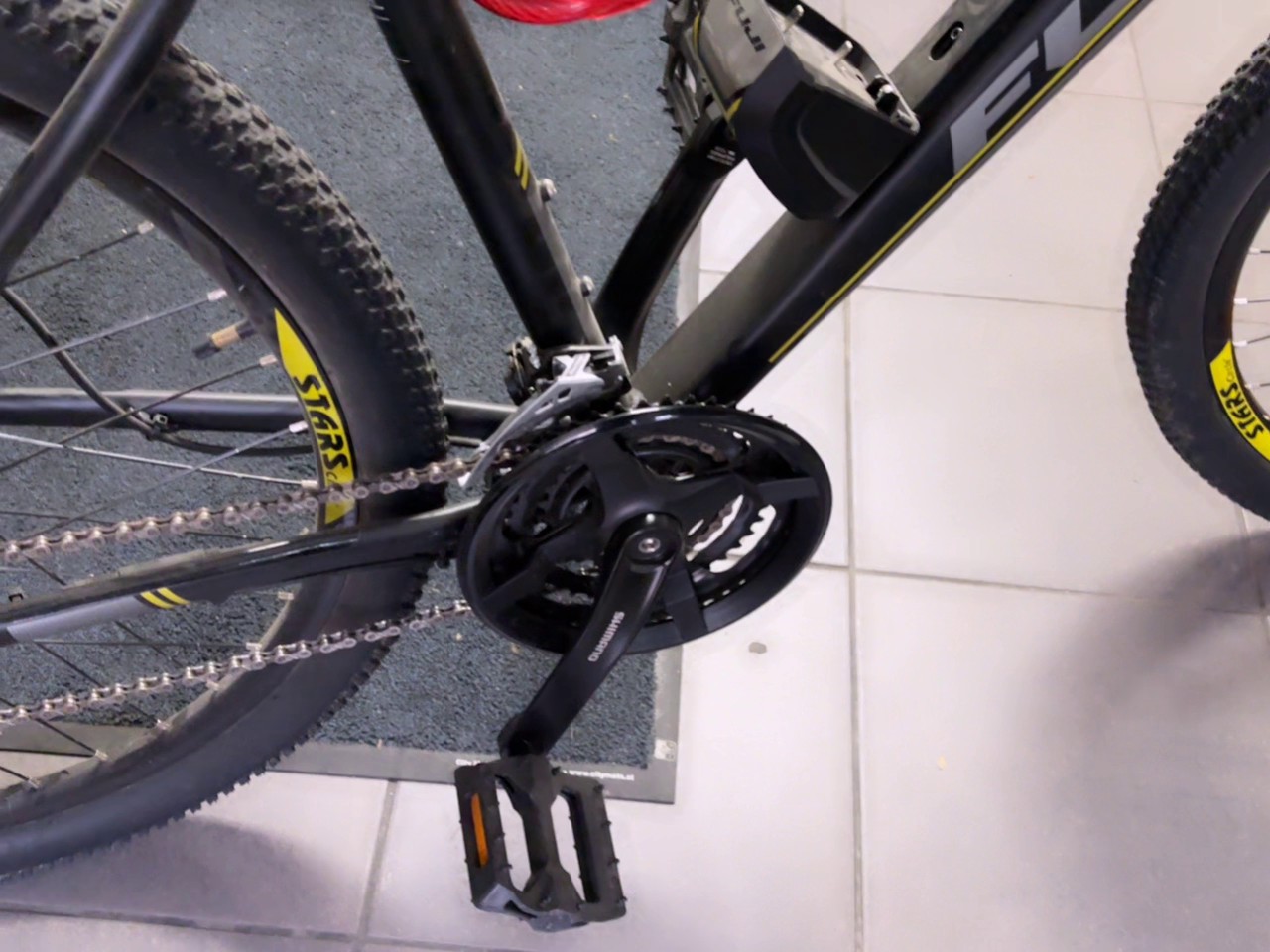 Fuji E-Nevada Two Schwarz, E-Mountainbike mit Akku, Ladegerät und Schlüsseln.. – Bild 3