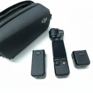 DJI Osmo Pocket 3, Gimbal-Kamera mit 1-Zoll-Sensor, 2-Zoll-Drehdisplay und Zubehör in Tragetasche. | Zustand: Sehr Gut