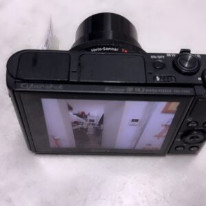 Sony DSC-HX99 Schwarz, 4k, Zeiss Vario-Sonnar T* Objektiv, inkl. 2 Akkus und Ladegerät. | Zustand: Gebraucht