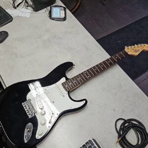 Fender Squier Stratocaster, Squier Series Stratocaster, Made in Korea 1993, CN-Serie, Ahornhals, schwarz | Zustand: Gut