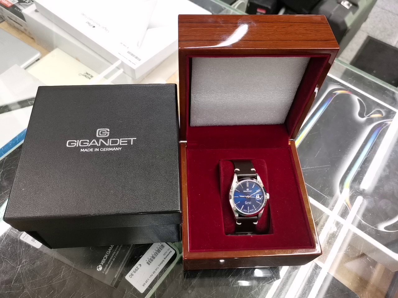 Gigandet Evermatic G200-003M blau, Automatikwerk Sellita SW200-1, Saphirglas, Made in Germany, mit Box | Zustand: Sehr Gut