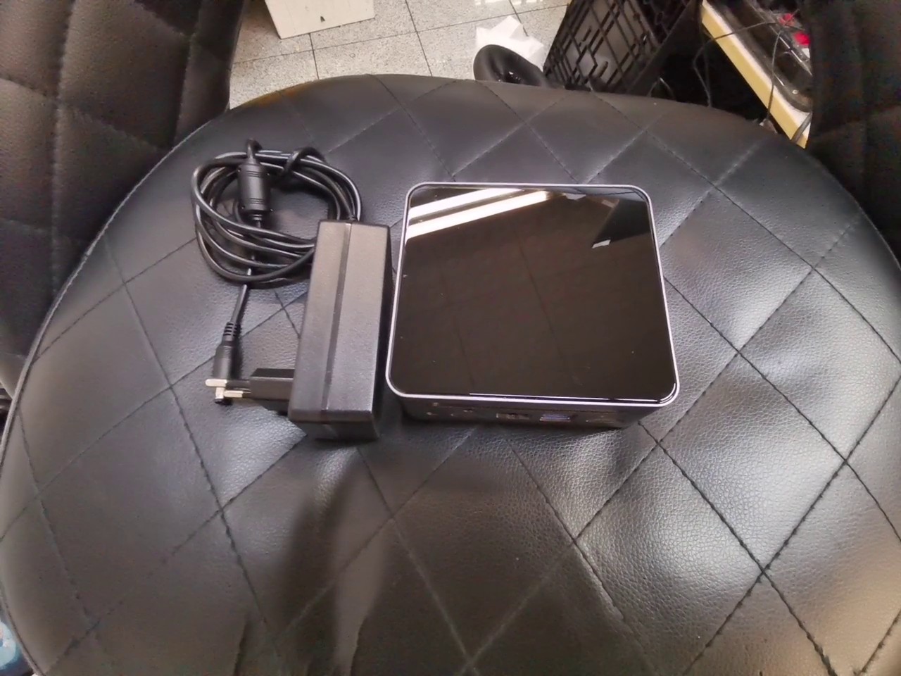 Mini PC AMD Ryzen 5 5500U 16/512 Win11, Mini-PC mit Ryzen 5 5500U, 16GB RAM, 512GB SSD, Radeon Graphics, Windows 11 Pro. | Zustand: Gut