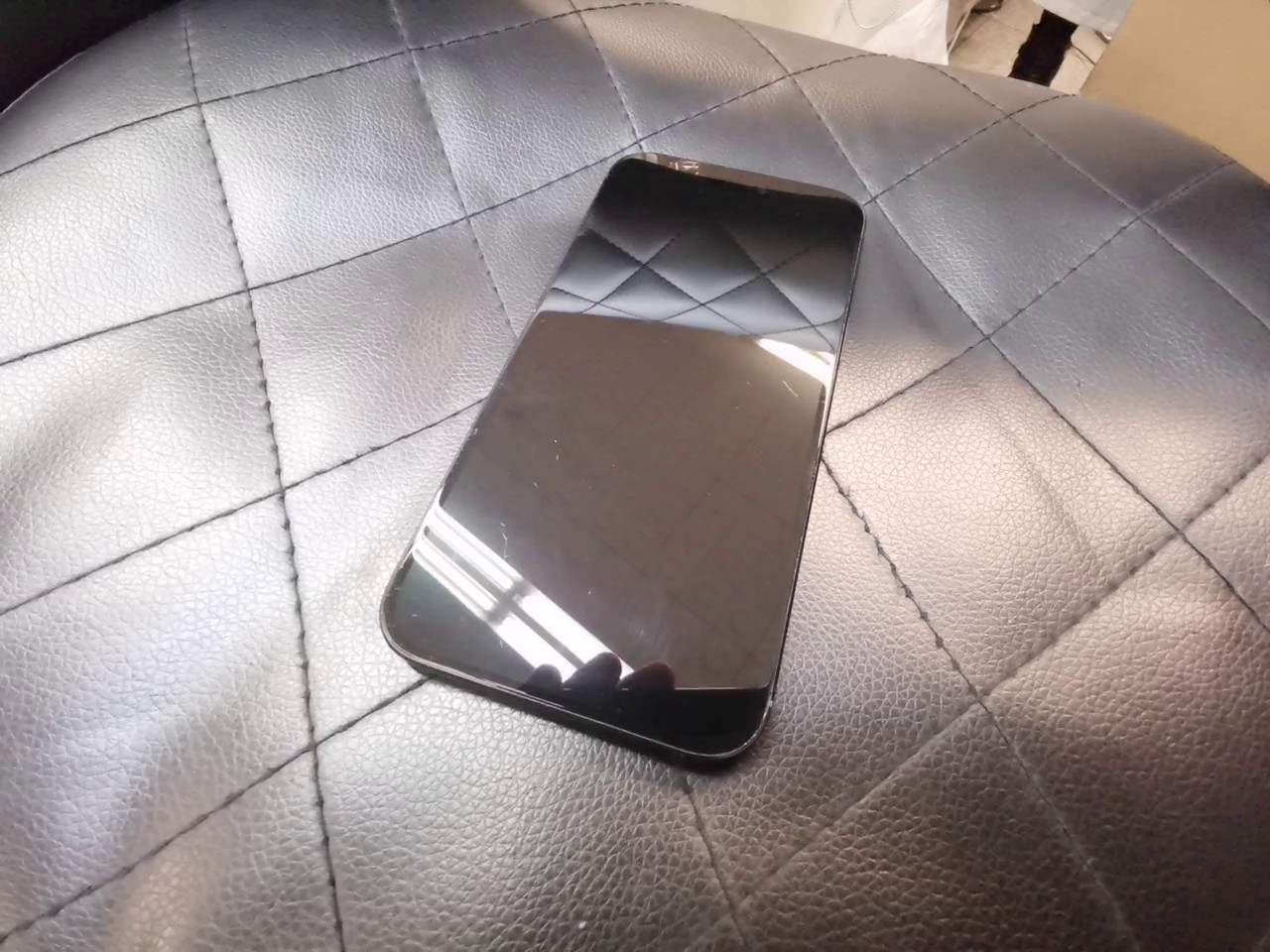 iPhone 16 Plus 128GB, Akku100 % | SimLock: Frei | Zustand: Gut | Farbe: schwarz | Akku: 100% – Bild 5