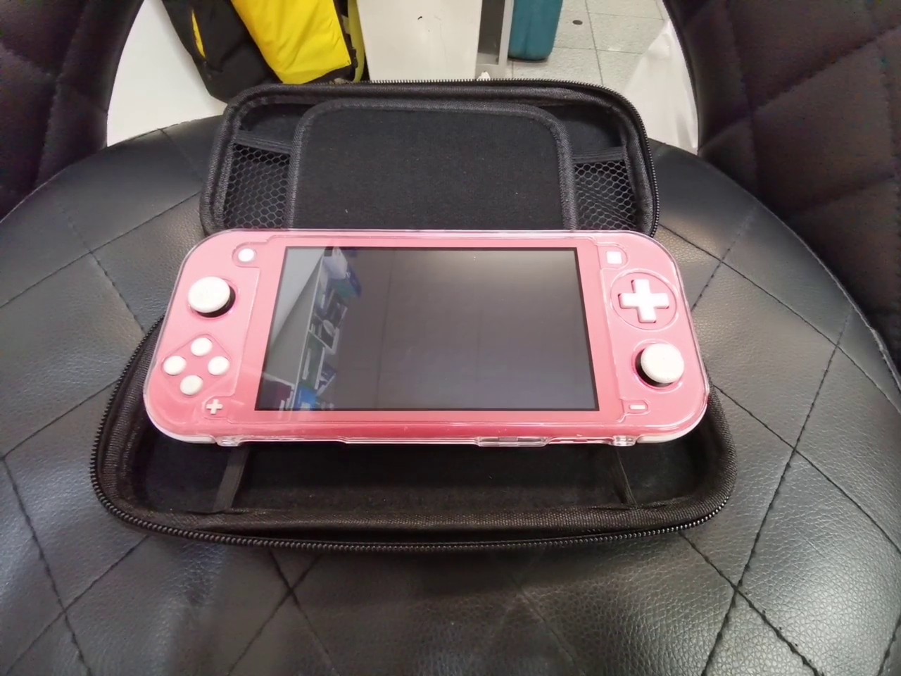 Nintendo Switch Lite, Inkl. Netzteil | Zustand: Sehr Gut | Farbe: rosa – Bild 5