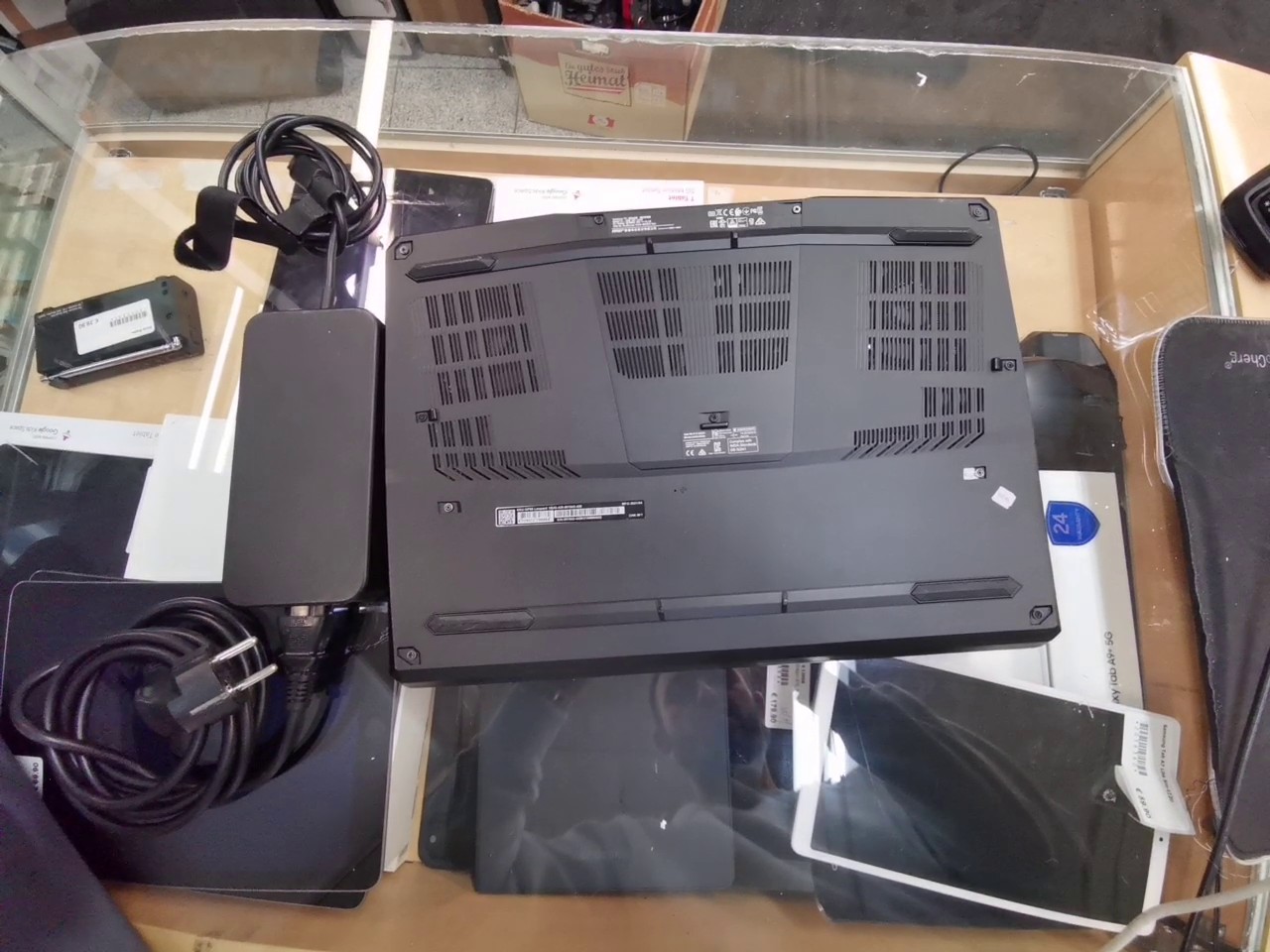 Msi GP66 Leopard I7-10750 Rtx 3070, 16GB RAM 512GB SSD Win 11 Pro inkl. Ladegerät | Zustand: Sehr Gut – Bild 4