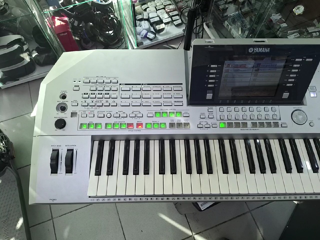 Yamaha Tyros 2, Alle Funktionen müssen vor Ort getestet werden. | Zustand: Gut – Bild 3