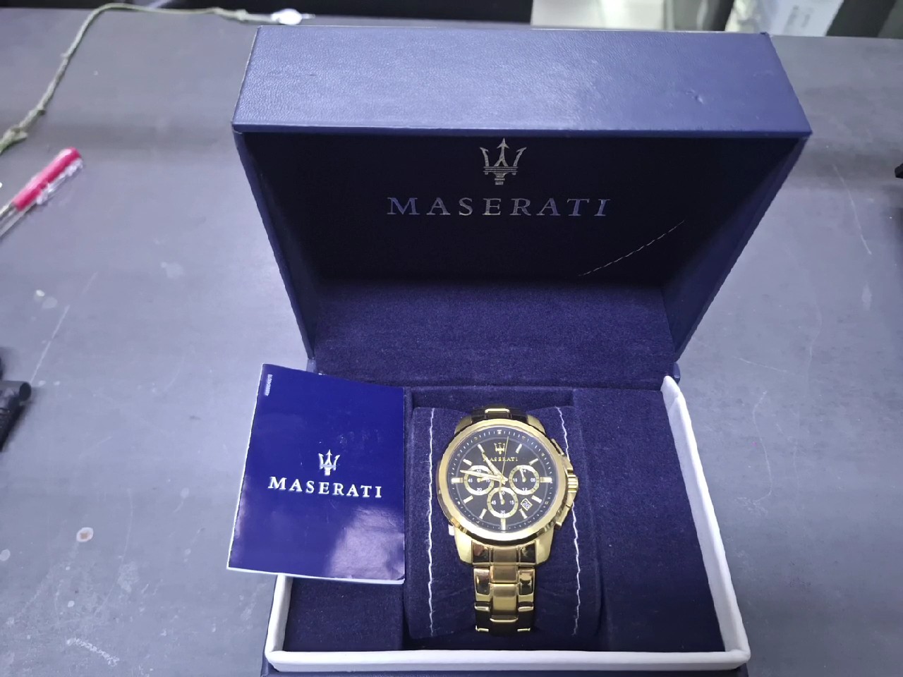 Maserati R8873621013 Successo Chronograph, ovp, batterie leer | Zustand: Sehr Gut – Bild 3