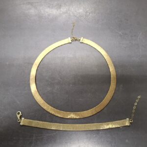 Goldfarbenes Silber 925 Kette/Armband Set, 925 Silber Set aus Collier (ca. 45cm) und Armband (ca. 20cm), Gesamtgewicht 48,4g, goldfarben. | Zustand: Sehr Gut