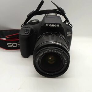Canon EOS 2000D schwarz, DSLR Kamera Set, ohne Ladegerät. Objektiv EF-S 18-55mm IS II  | Zustand: Gut