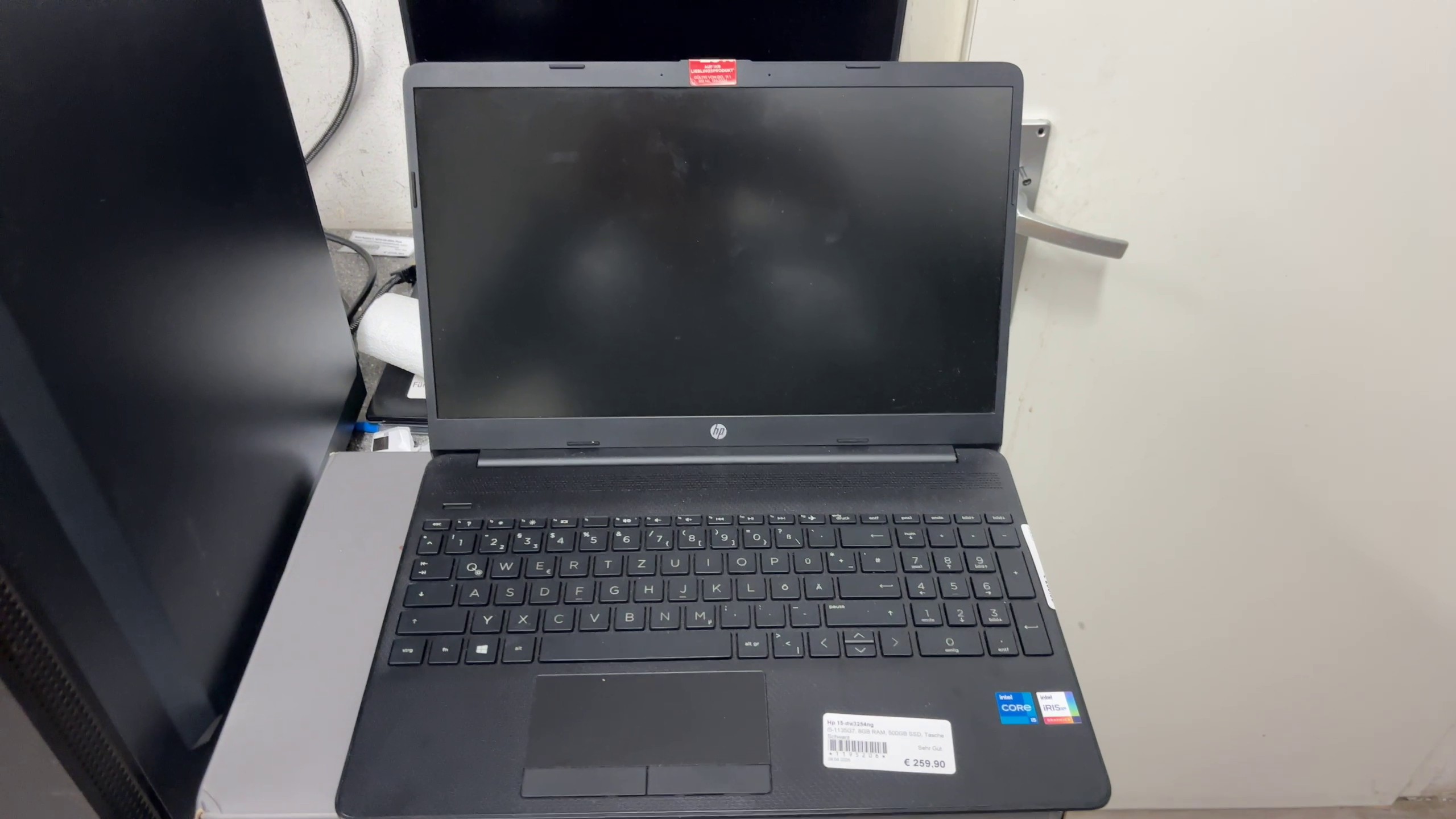 HP 15-dw3254ng, i5-1135G7, 8GB RAM, 500GB SSD, Schwarz, guter Zustand laut Aufkleber | Zustand: Sehr Gut