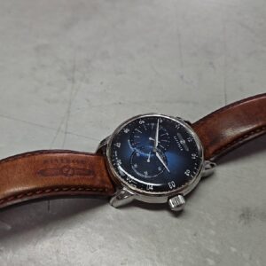 Zeppelin New Captains Line 8662, Automatic, blaues Zifferblatt, leichte Gebrauchsspuren, Kratzer im Glas. | Zustand: Gut | Farbe: silber