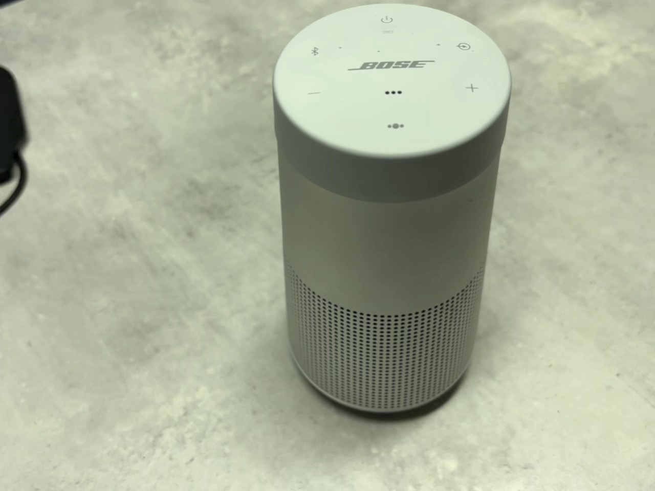 Bose Soundlink Revolve II, Tragbarer Bluetooth-Lautsprecher mit 360°-Klang, bis zu 13 Std. Akkulaufzeit, IP55. | Zustand: Gut | Farbe: weiss – Bild 2
