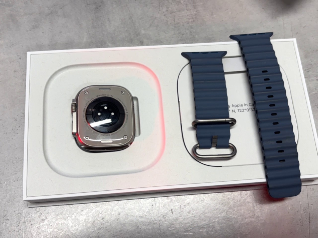Apple Watch Ultra 3, OVP, Titan, blaues Ocean Band, neuwertig, Originalverpackung vorhanden. | Zustand: Wie Neu | Farbe: schwarz – Bild 2