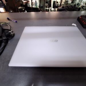 Acer Aspire A114-21 4/128GB Win11, Acer Aspire 14 Zoll Laptop mit AMD 3020e, 4GB RAM, 128GB SSD und Windows 11 Home. | Zustand: Sehr Gut