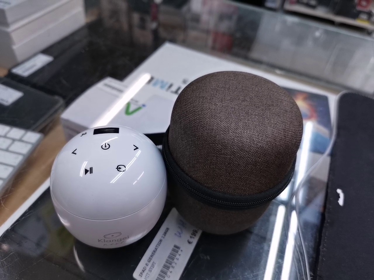 Klangei next Weiß, Vibrationslautsprecher mit Bedienelementen, inkl. Transporttasche und microSD-Slot. | Zustand: Sehr Gut – Bild 2