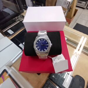 Ferragamo Versilia 3H Silber, Herrenuhr mit blauem Zifferblatt, Edelstahlarmband, mit Originalverpackung (ovp). | Zustand: Neu