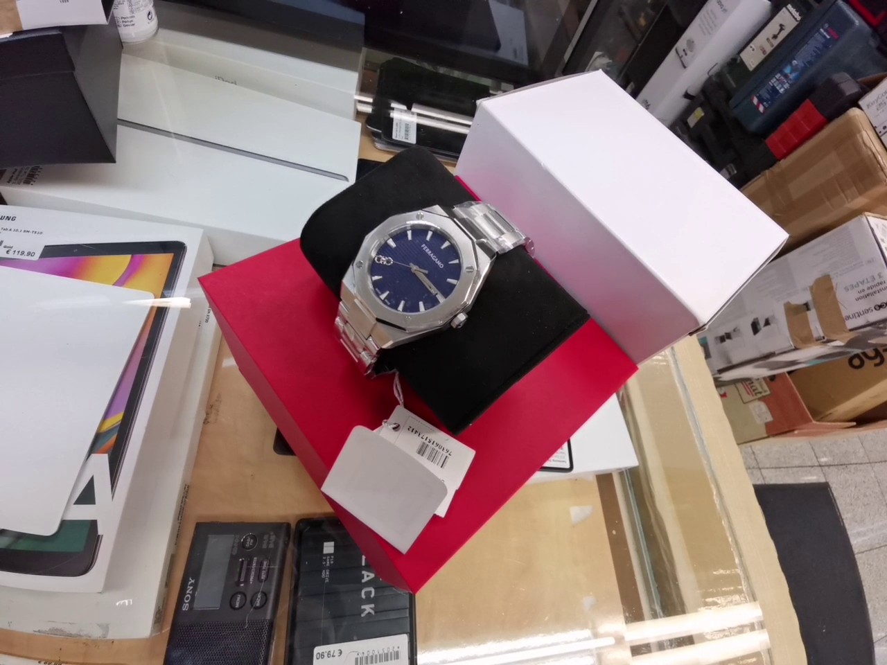 Ferragamo Versilia 3H Silber, Herrenuhr mit blauem Zifferblatt, Edelstahlarmband, mit Originalverpackung (ovp). | Zustand: Neu – Bild 3