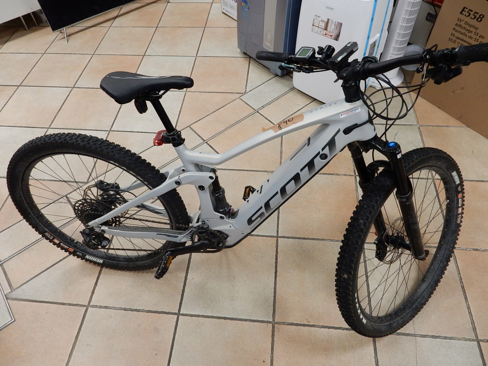 Scott Strike Eride 910 Carbon M, E-MTB, Größe M, Carbon, Rechnung 04 | 2024 (5800¬ ) – Bild 2