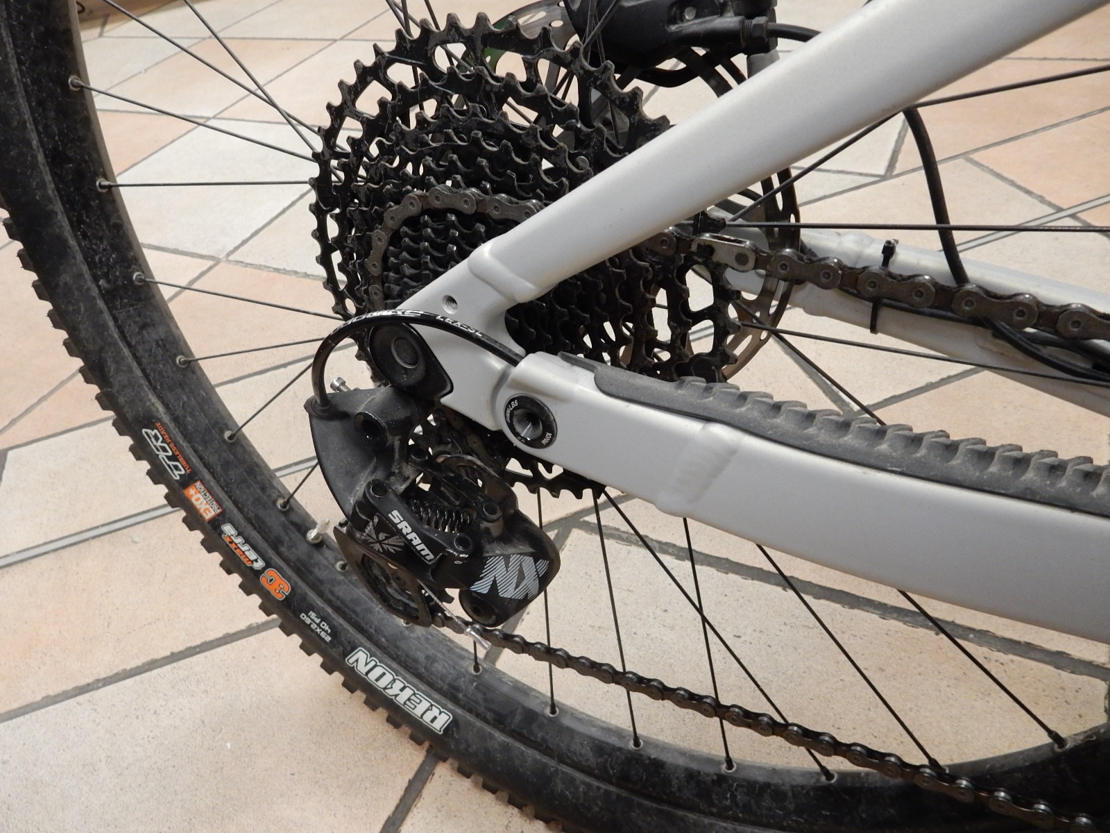 Scott Strike Eride 910 Carbon M, E-MTB, Größe M, Carbon, Rechnung 04 | 2024 (5800¬ ) – Bild 4