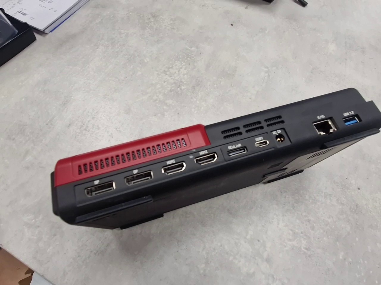 AYANEO AG01 Starship RX 7600M XT, OVP eGPU-Dockingstation mit AMD Radeon RX 7600M XT, 8GB GDDR6, USB4 & OCuLink, Triple-Display-Ausgang | Zustand: Sehr Gut – Bild 3