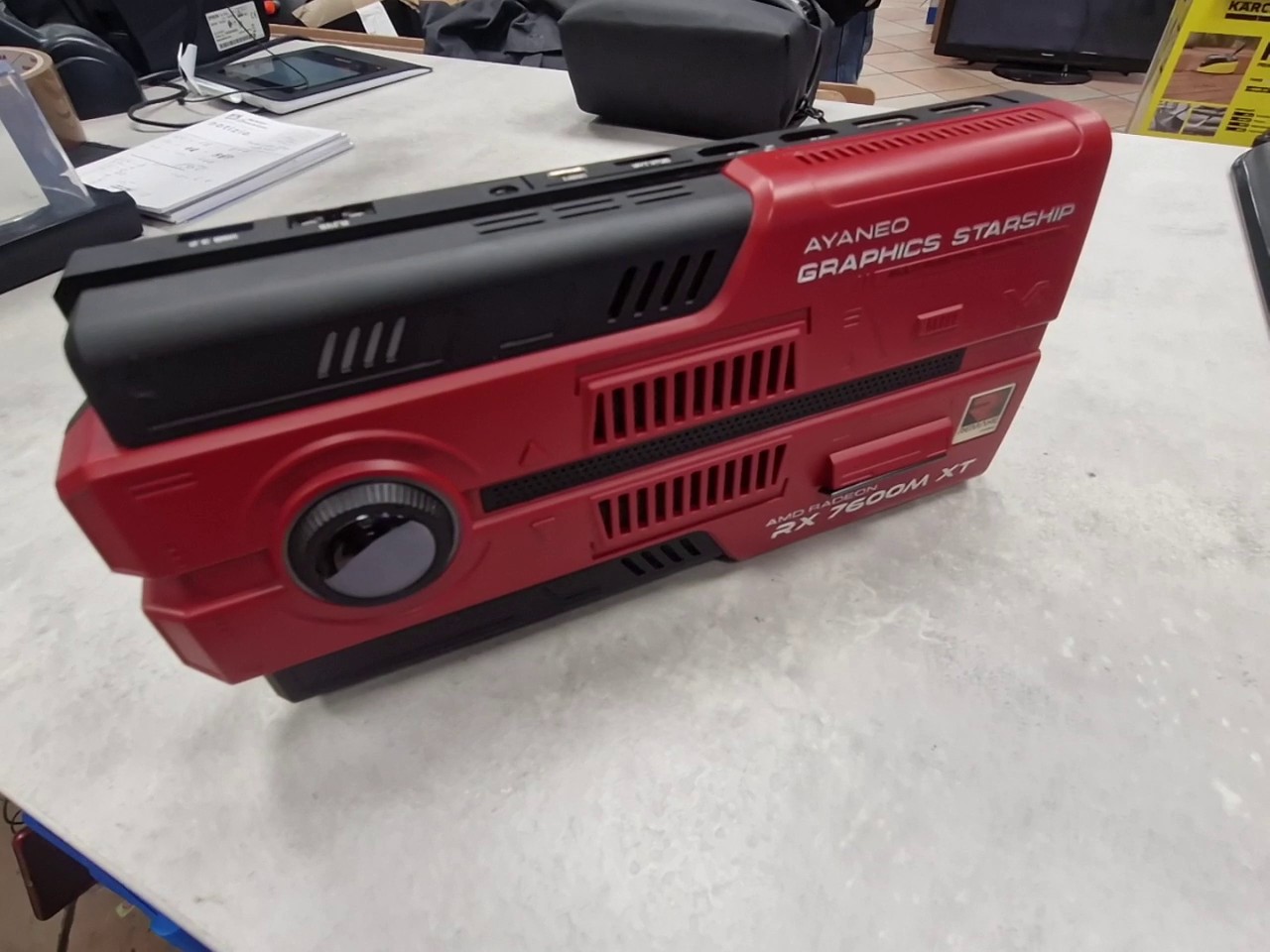 AYANEO AG01 Starship RX 7600M XT, OVP eGPU-Dockingstation mit AMD Radeon RX 7600M XT, 8GB GDDR6, USB4 & OCuLink, Triple-Display-Ausgang | Zustand: Sehr Gut – Bild 4