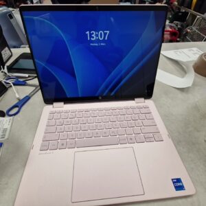 HP OmniBook 5 Flip 14, 14 Zoll 2-in-1 Laptop mit i7-1355U, 16GB RAM, 512GB SSD und Iris Xe Grafik. Farbe Rosa. | Zustand: Wie Neu
