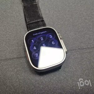 Apple Watch Ultra 49mm GPS+Cell, Titanium Gehäuse, Saphirglas, WR 100m, mit Milanese Armband | Zustand: Sehr Gut