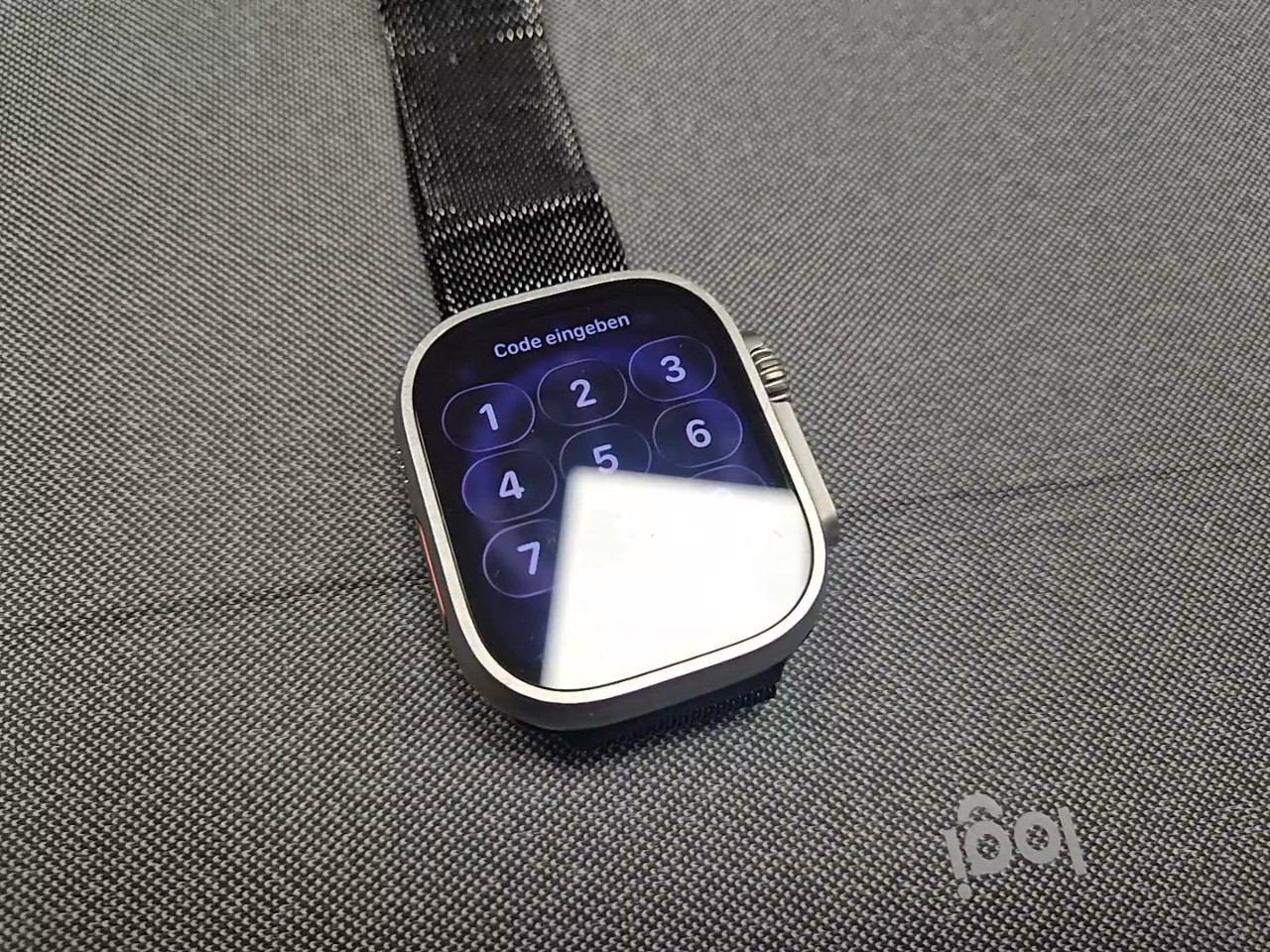 Apple Watch Ultra 49mm GPS+Cell, Titanium Gehäuse, Saphirglas, WR 100m, mit Milanese Armband | Zustand: Sehr Gut