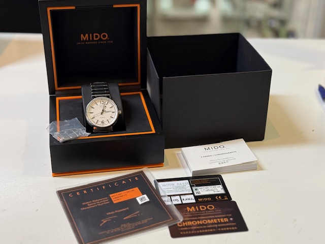 Mido Great Wall Automatik Day Date, Edelstahl Herrenuhr mit Papieren | Zertifikat, COSC Chronometer (oftmals). | Zustand: Sehr Gut – Bild 4
