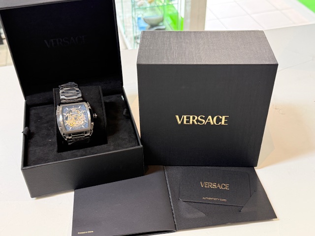 Versace Dominus Skeleton VE9J00224, Automatik, blaues Skelett-Zifferblatt, Gunmetal, mit Zertifikat | Zustand: Wie Neu – Bild 3