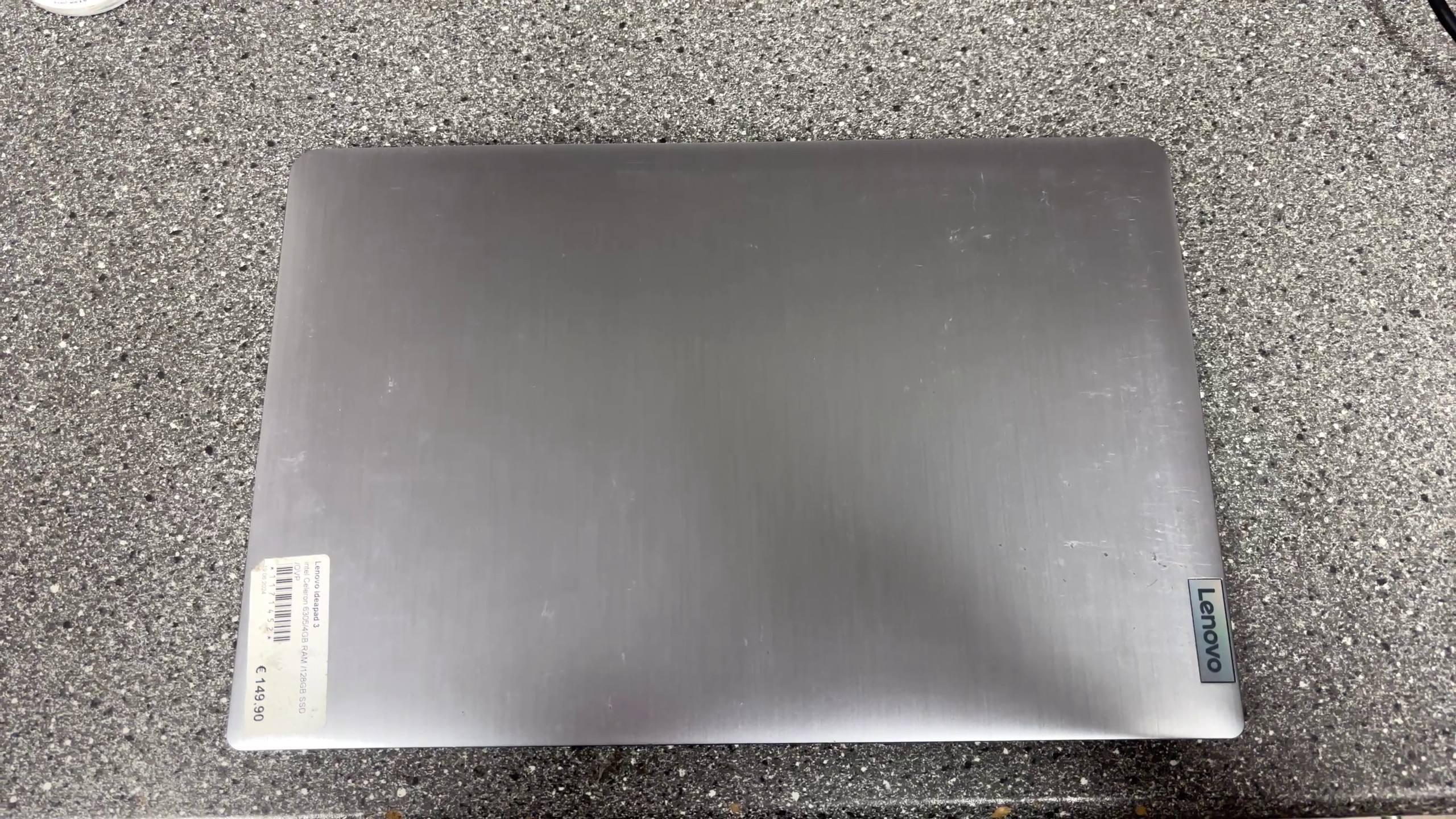Lenovo IdeaPad 3 15.6", Intel Celeron 6305 | 4GB RAM | 128GB SSD | QWERTZ | Gebraucht (Kratzer auf Deckel) | Zustand: In Ordnung – Bild 4