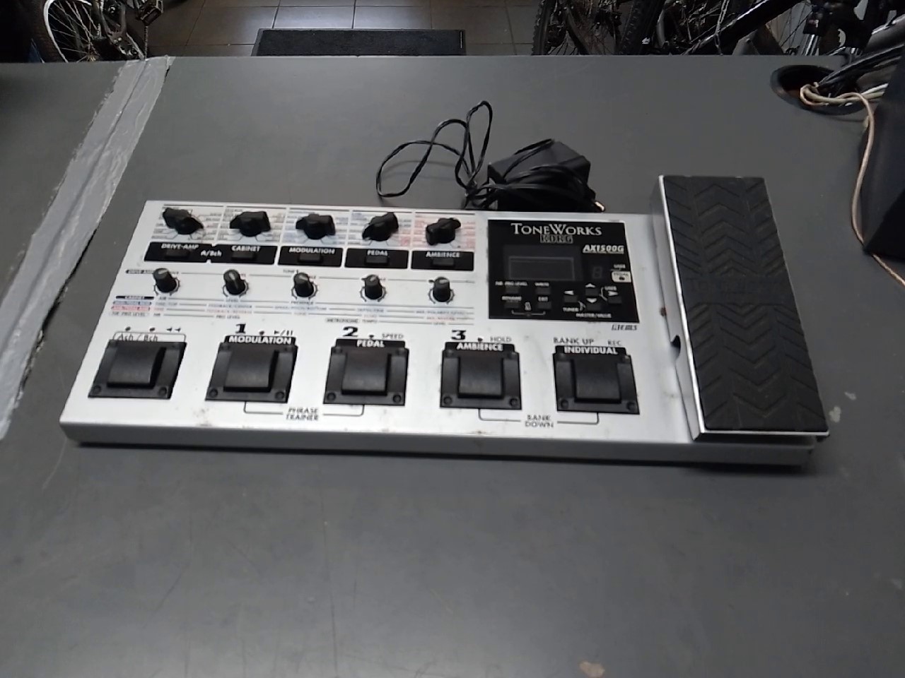 Korg ToneWorks AX1500G Multieffekt, Gitarren-Multieffektprozessor mit Expression-Pedal, inklusive Netzteil. | Zustand: Sehr Gut – Bild 2