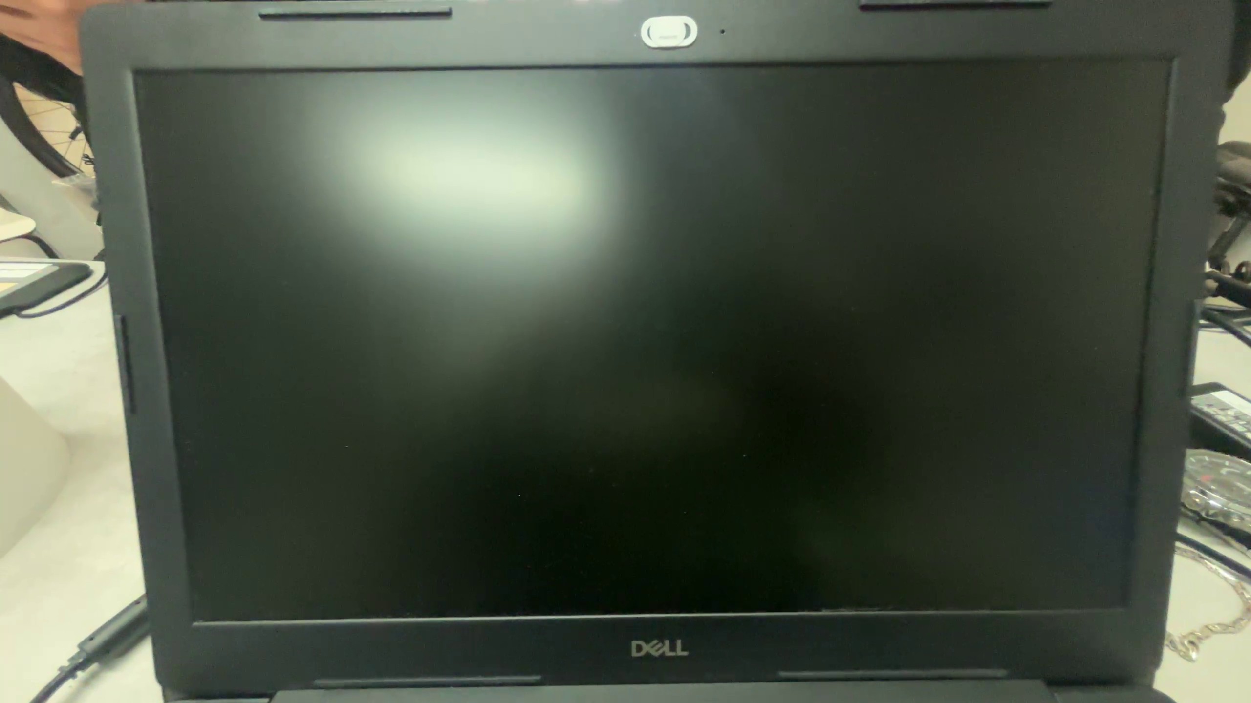 Dell Inspiron 15 3000 i5-1035G1 8GB 256GB SSD, Dell Inspiron 15 3000 mit i5-1035G1, 8GB RAM, 256GB SSD und dedizierter Nvidia Grafikkarte. | Zustand: Sehr Gut – Bild 2