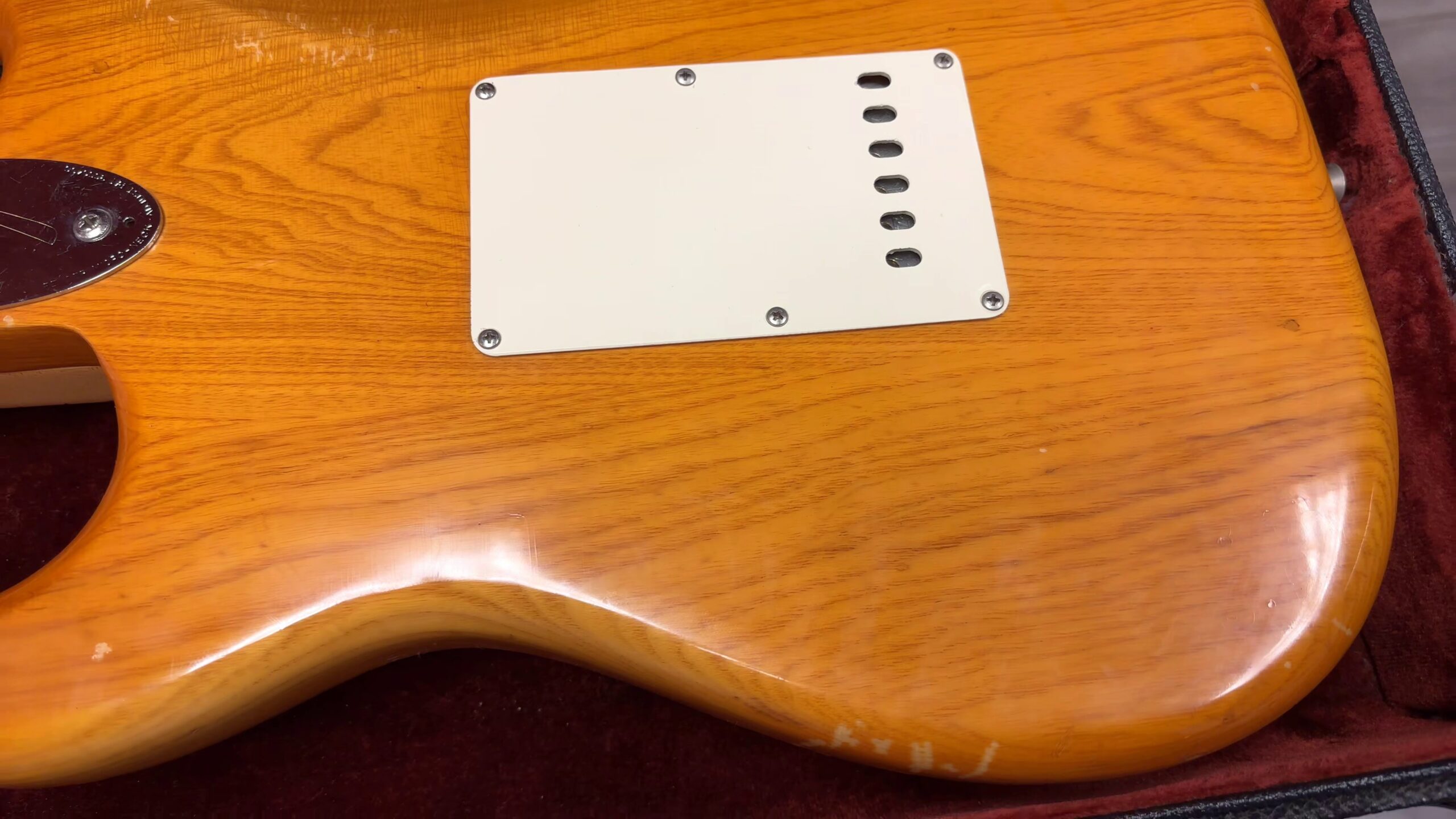 Fender Stratocaster 1976, Gebrauchte E-Gitarre von 1976 inklusive Koffer. | Zustand: In Ordnung – Bild 5