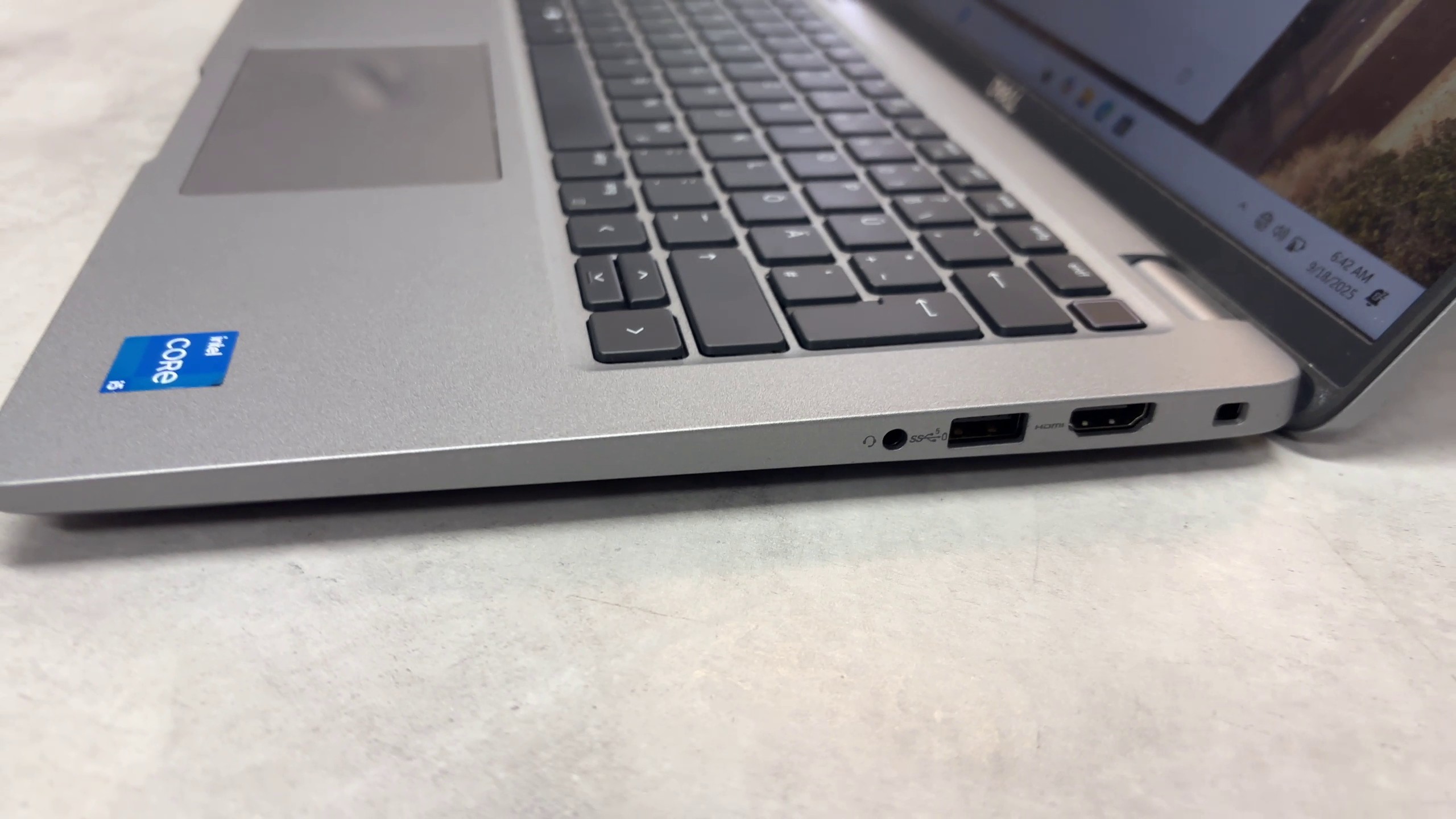 Dell Latitude 5440, Intel i5-1335U (13. Gen), 16GB RAM, 256GB SSD, Windows 11 Pro, 14 Zoll FHD Display. | Zustand: Gut – Bild 4