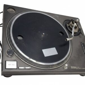 Technics SL-1210MK2, Schwarz, Direct-Drive-Plattenspieler, 110-240V, inkl. OVP, Cinch-Kabel, Slipmat, Kratzer, starke Verschmutzung | Zustand: Gebraucht