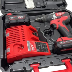 Milwaukee M18 Cblpd,  mit 2x akku und Ladegerät 1x 2.0 ah  | 4.0ah schwartze koffer  | Zustand: Sehr Gut